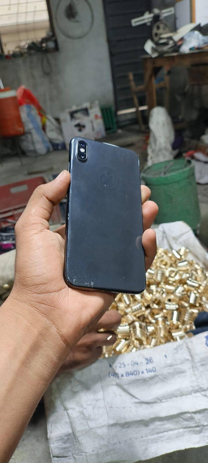 Apple iPhone XS Max 3