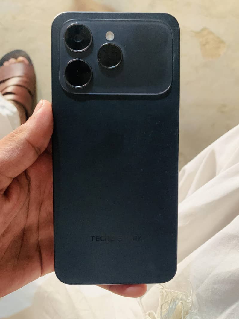 Tecno Spark 20 1