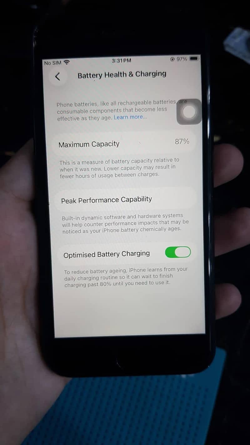 Apple iPhone SE  Jv 1
