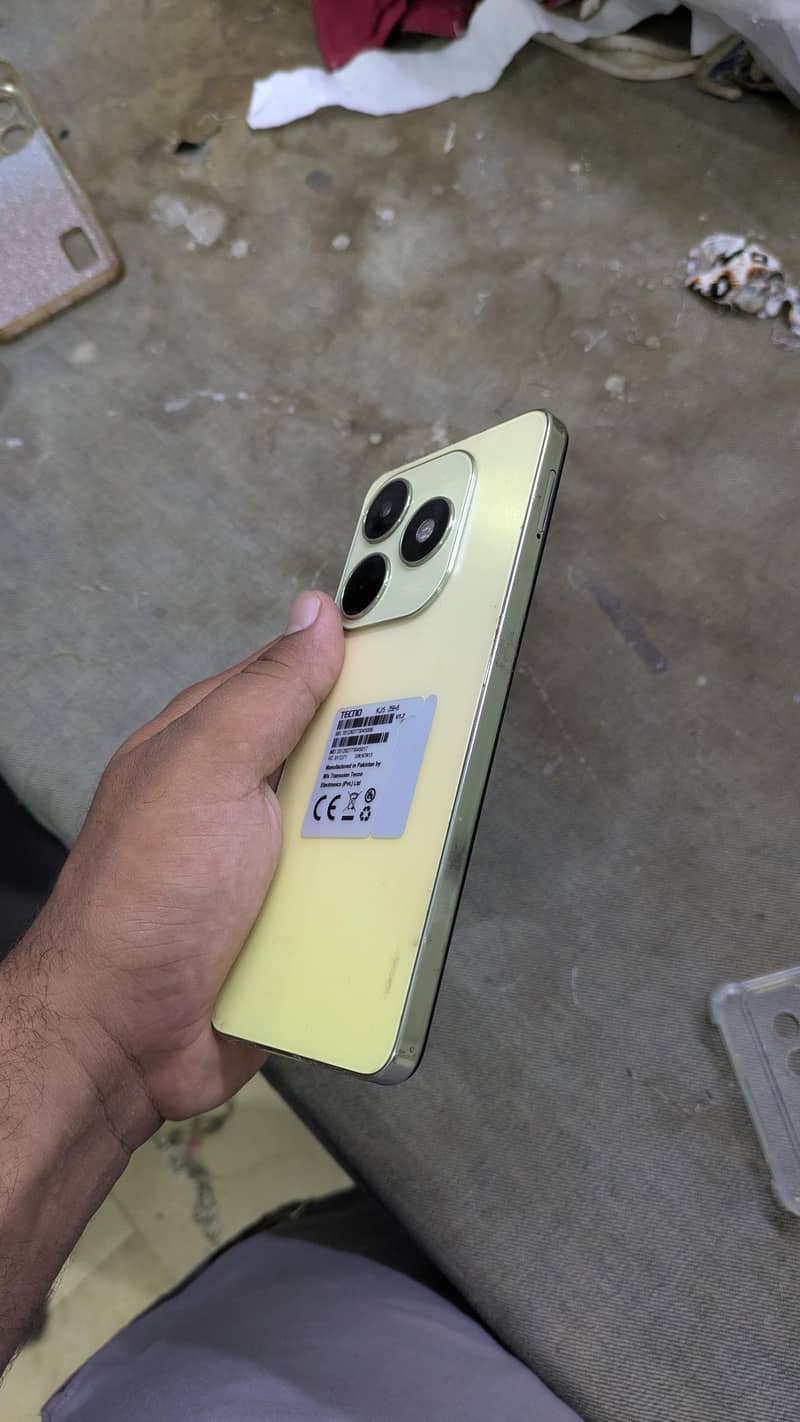 Tecno Spark 20 1