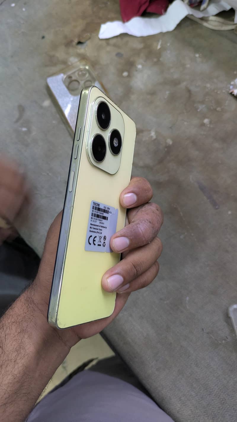 Tecno Spark 20 2
