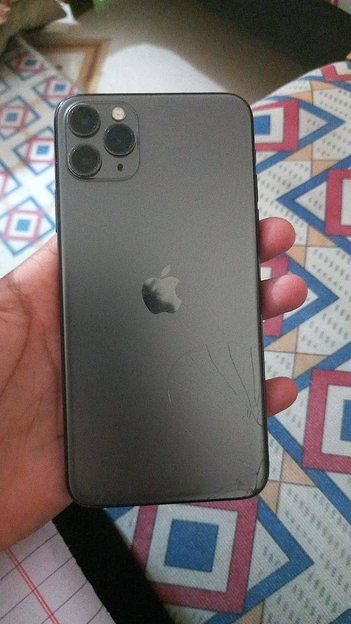 Apple iPhone 11 Pro Max 1