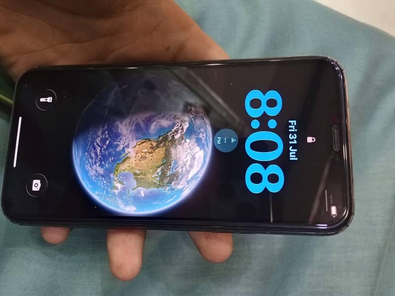Apple iPhone 11 Pro 0