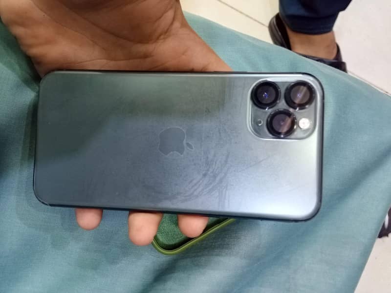 Apple iPhone 11 Pro 7