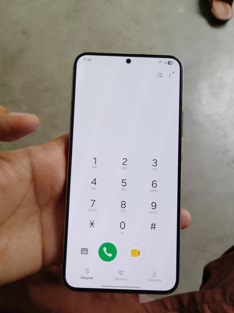 Samsung Mobile S22 Plus 1