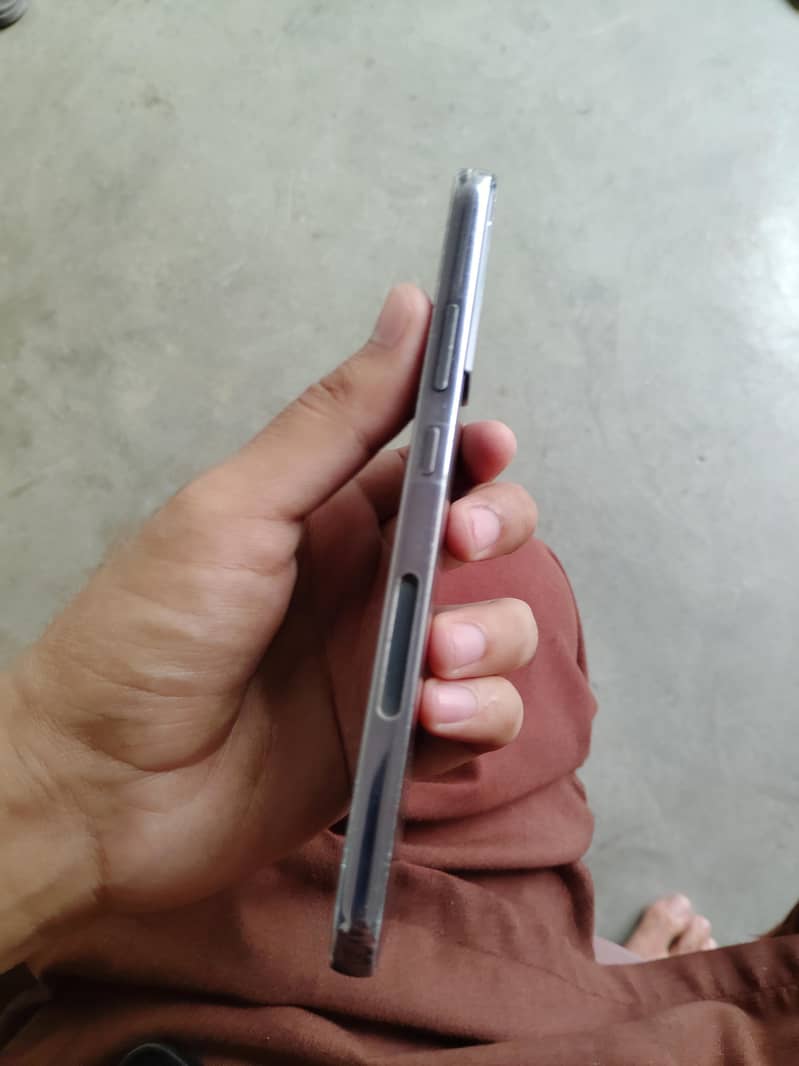 Samsung Mobile S22 Plus 5