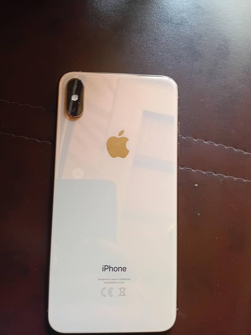 Apple iPhone XS Max 0