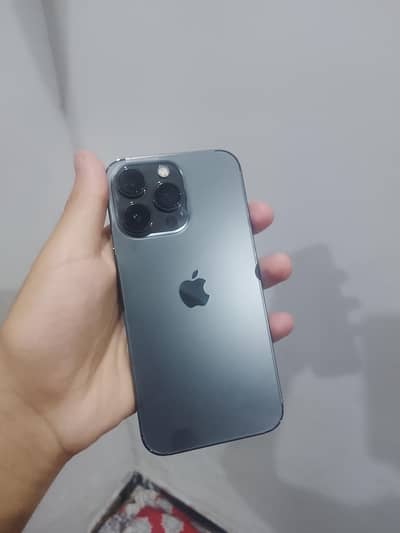 Apple iPhone 13 Pro