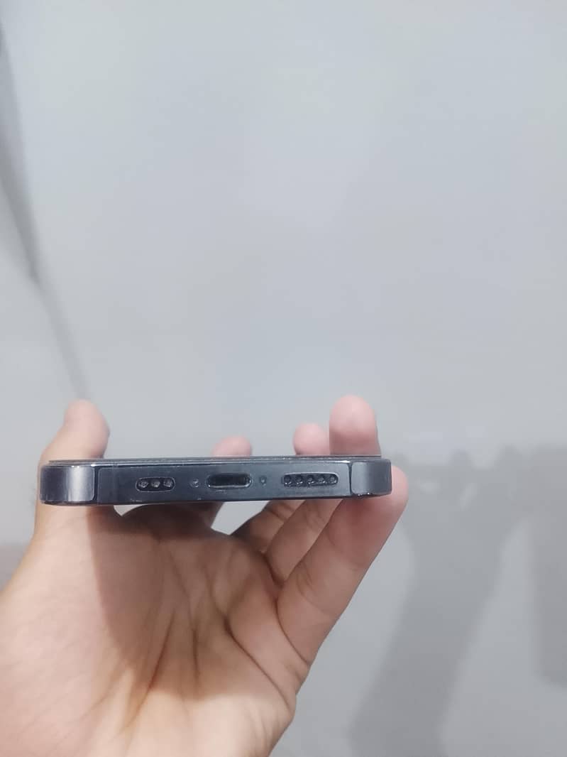 Apple iPhone 13 Pro 1