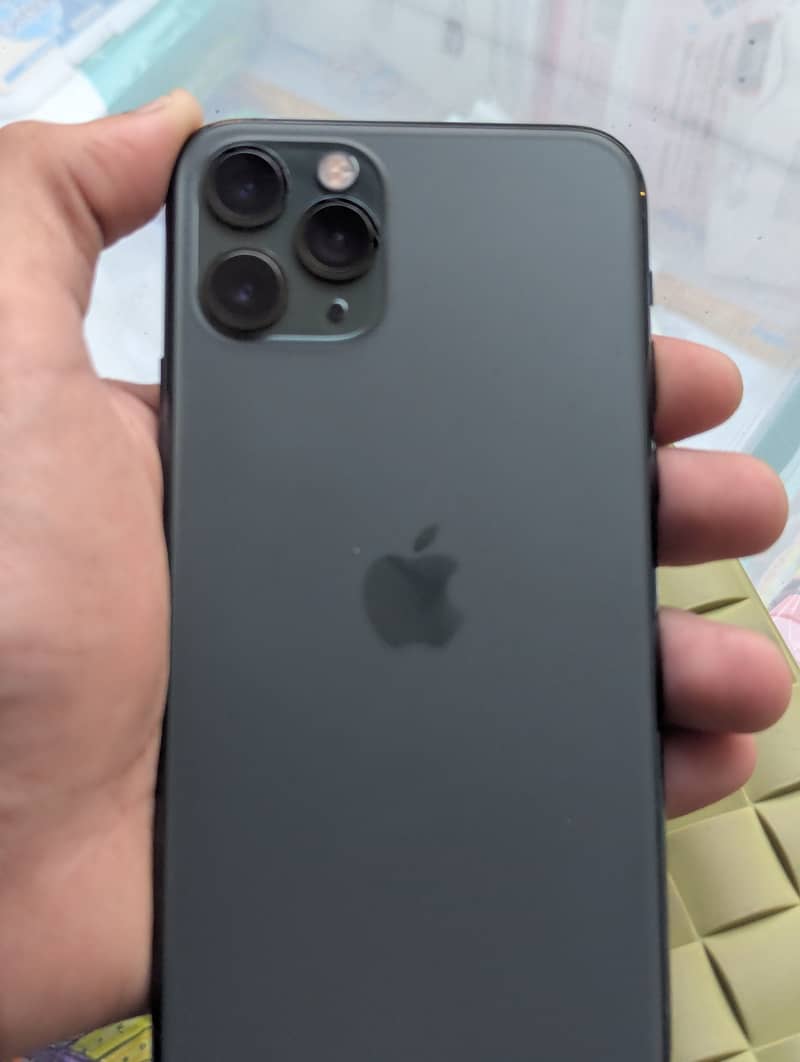 Apple iPhone 11 Pro 3