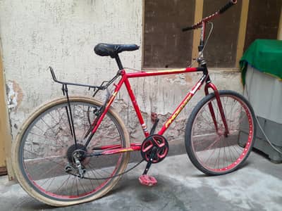 in good condition phonics WhatsApp number is 03335279439