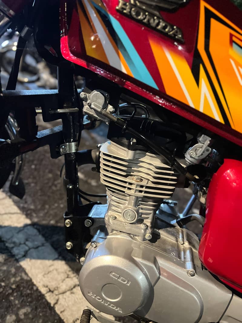 125 2025 model, complete documents (no number) 5000 driven 3