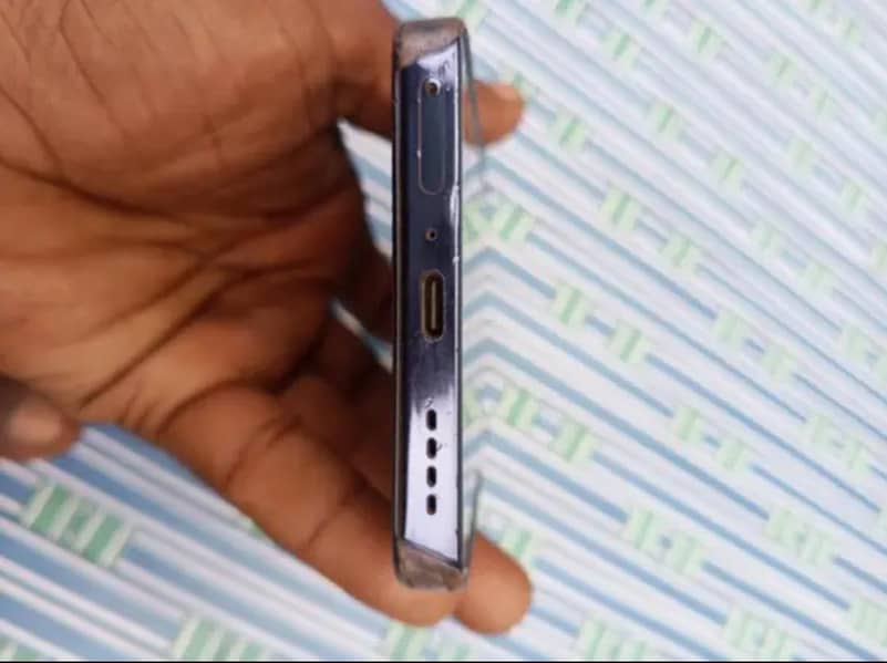 Infinix Note 40 6