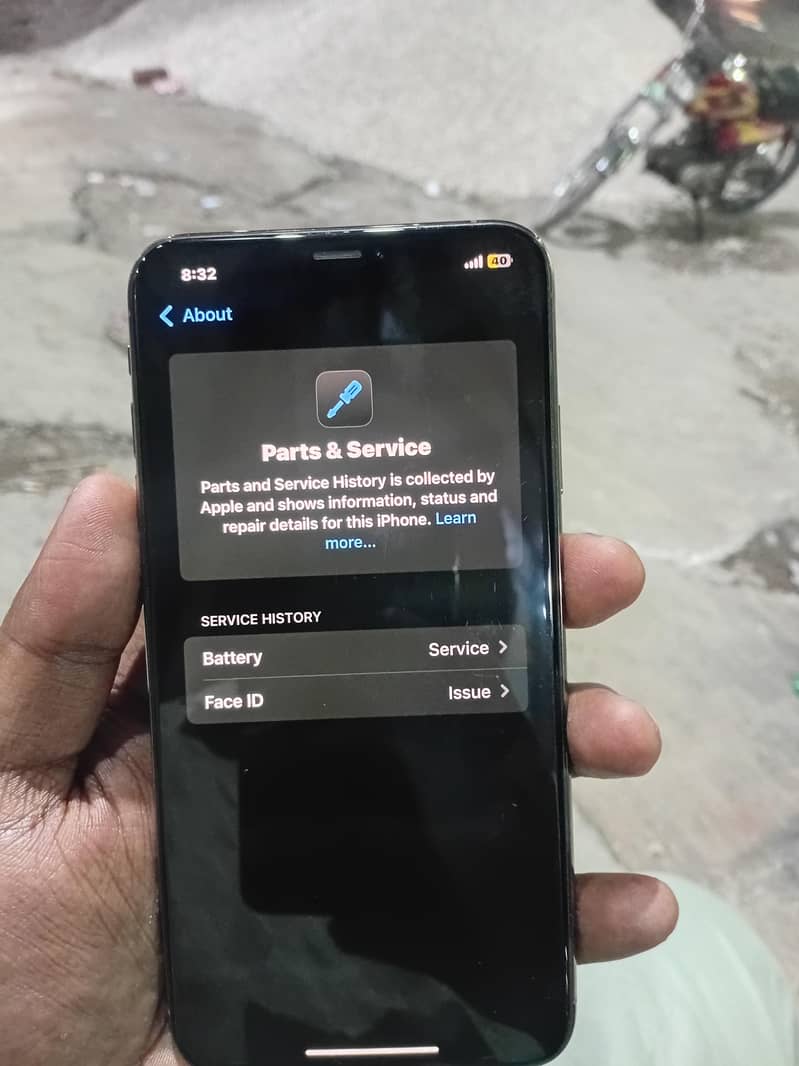 Apple iPhone XS Max 6