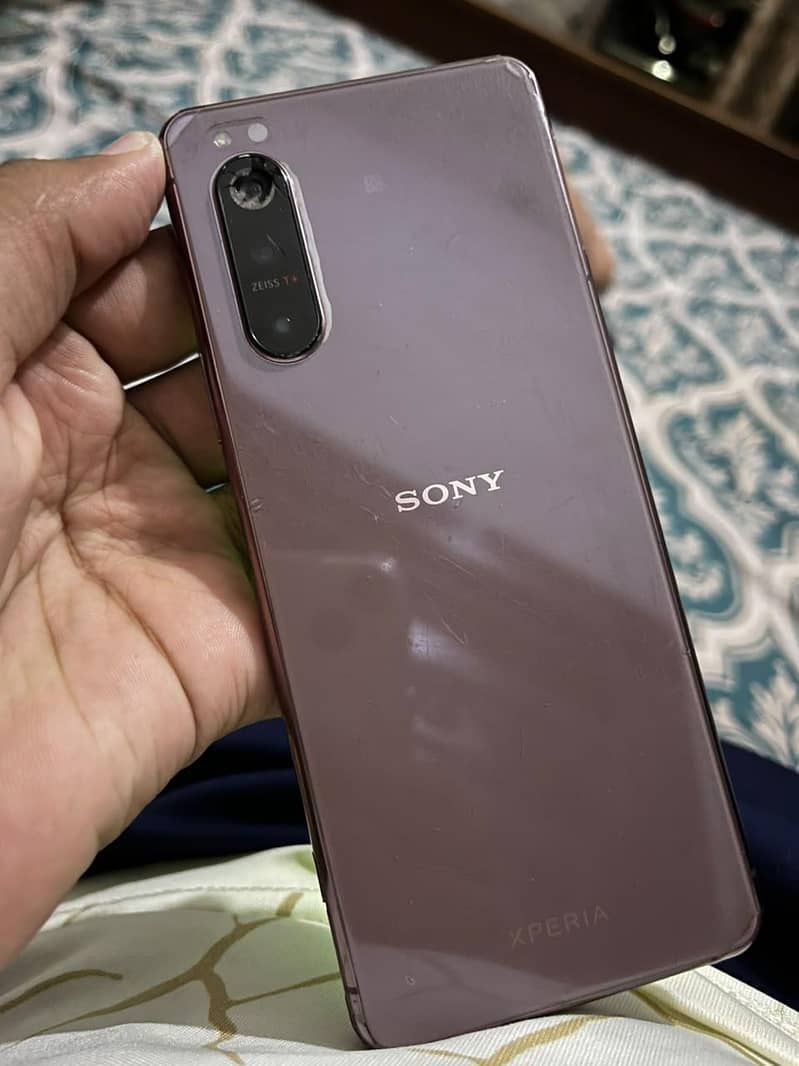 Sony 5 II 8