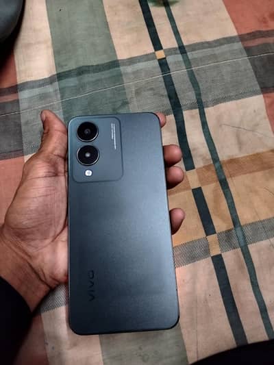 Vivo Y17s