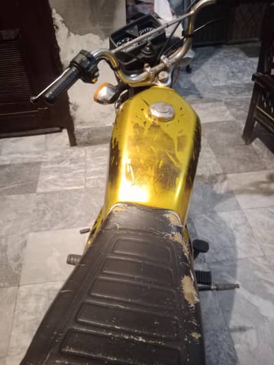 United 100 Good Condition