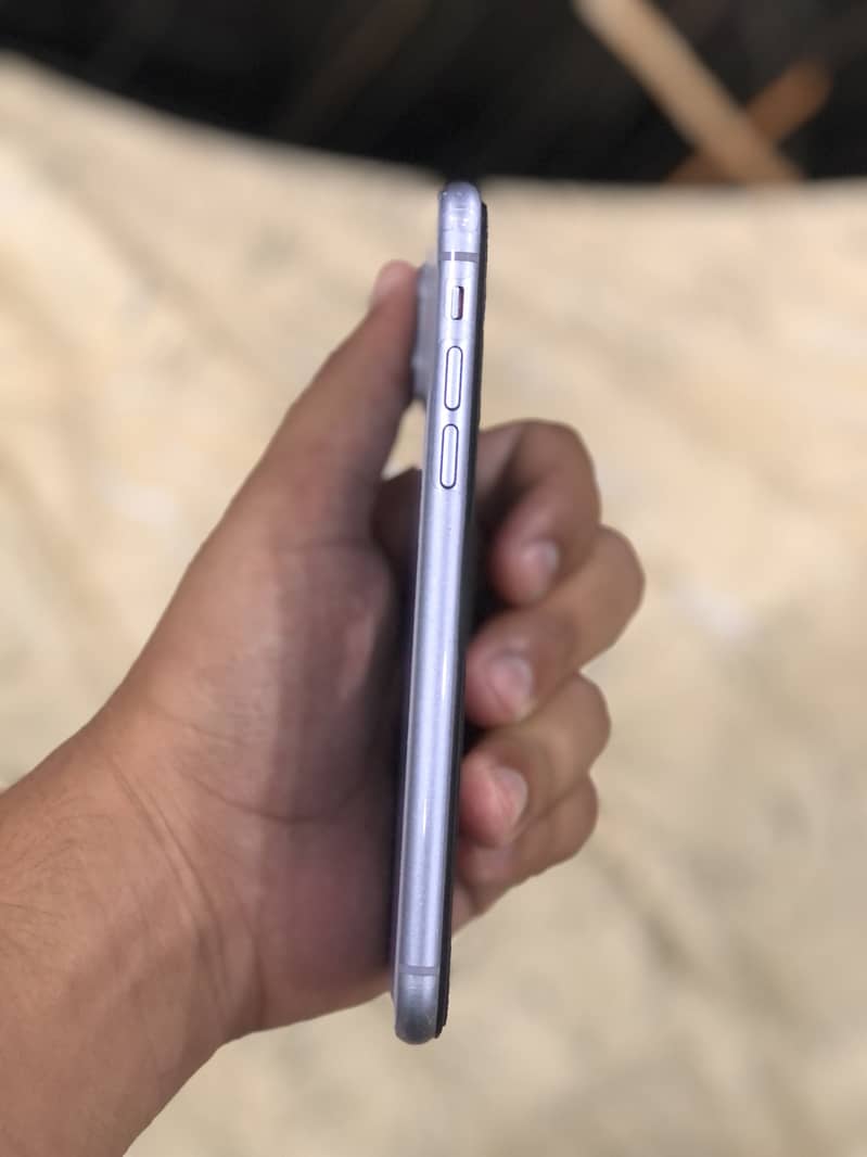 Apple iPhone 11 1