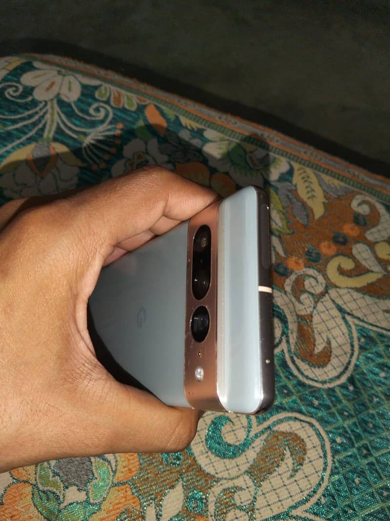 Google Pixel 7 Pro 2