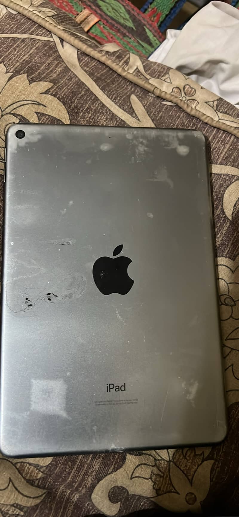 iPad mini 5 with box available 1