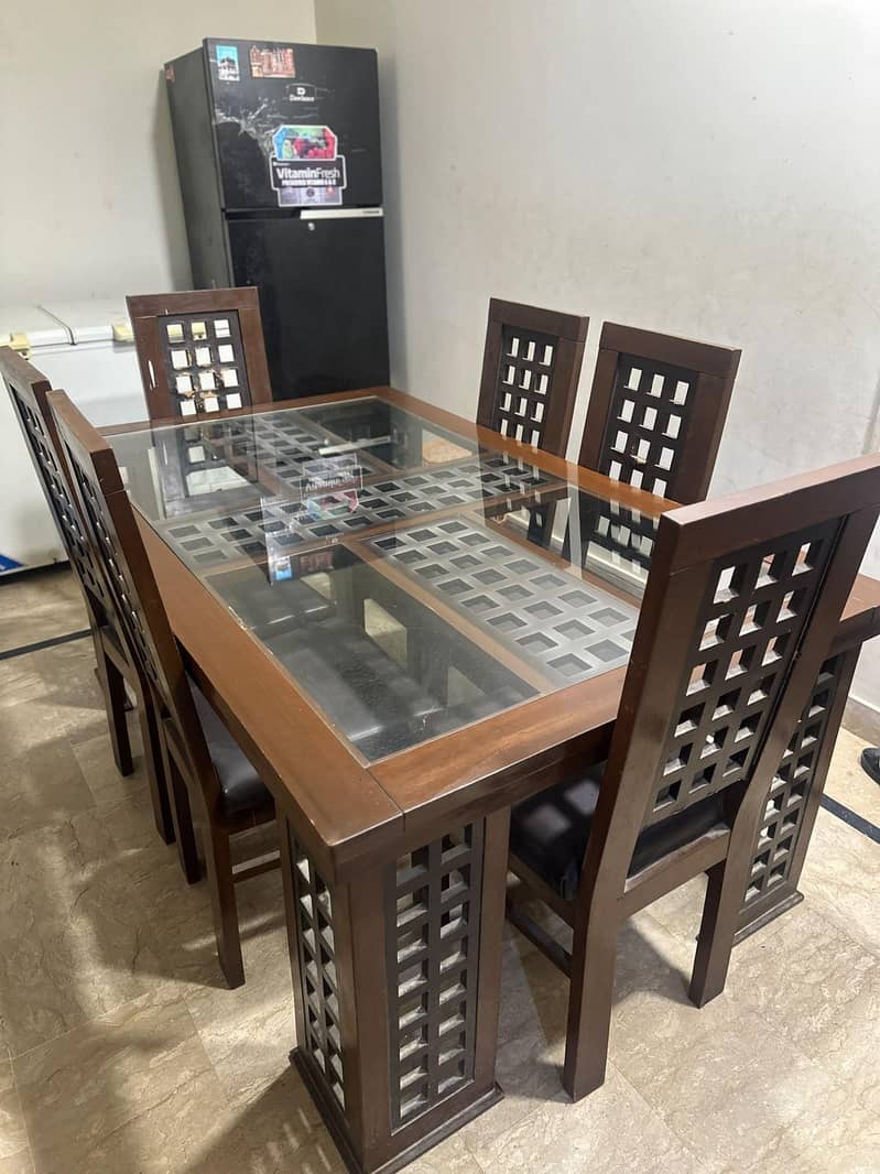 6 chairs dining table 0