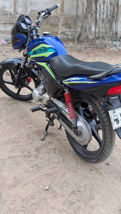 Honda cb125f haydrabad nmbr 2024 model jenion condition 03121268107