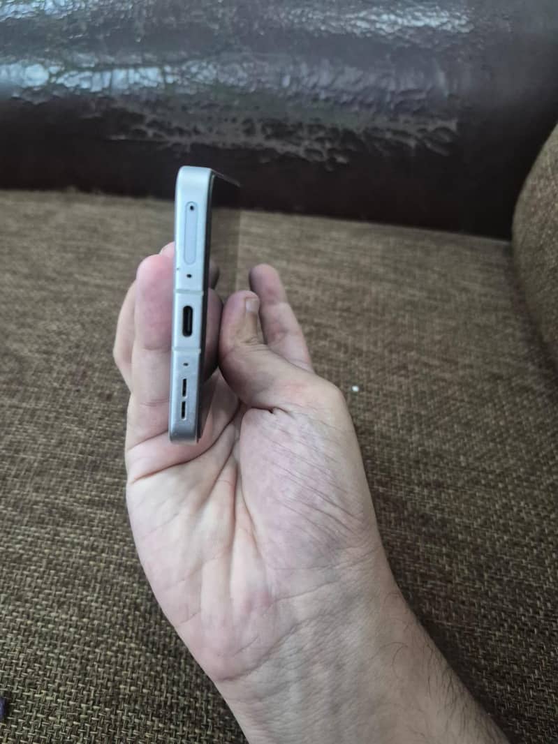 One Plus 13R 4