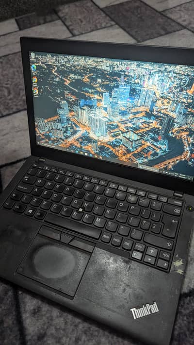Core i5 6th Gen 8GB 2100 MHz RAM 256 GB SSD IPS Display best Perfomanc