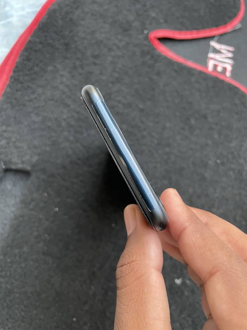 Apple iPhone SE 3