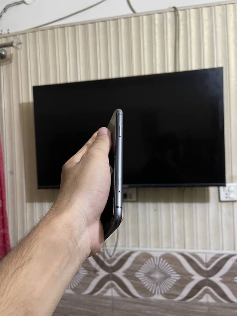 Apple iPhone 11 2