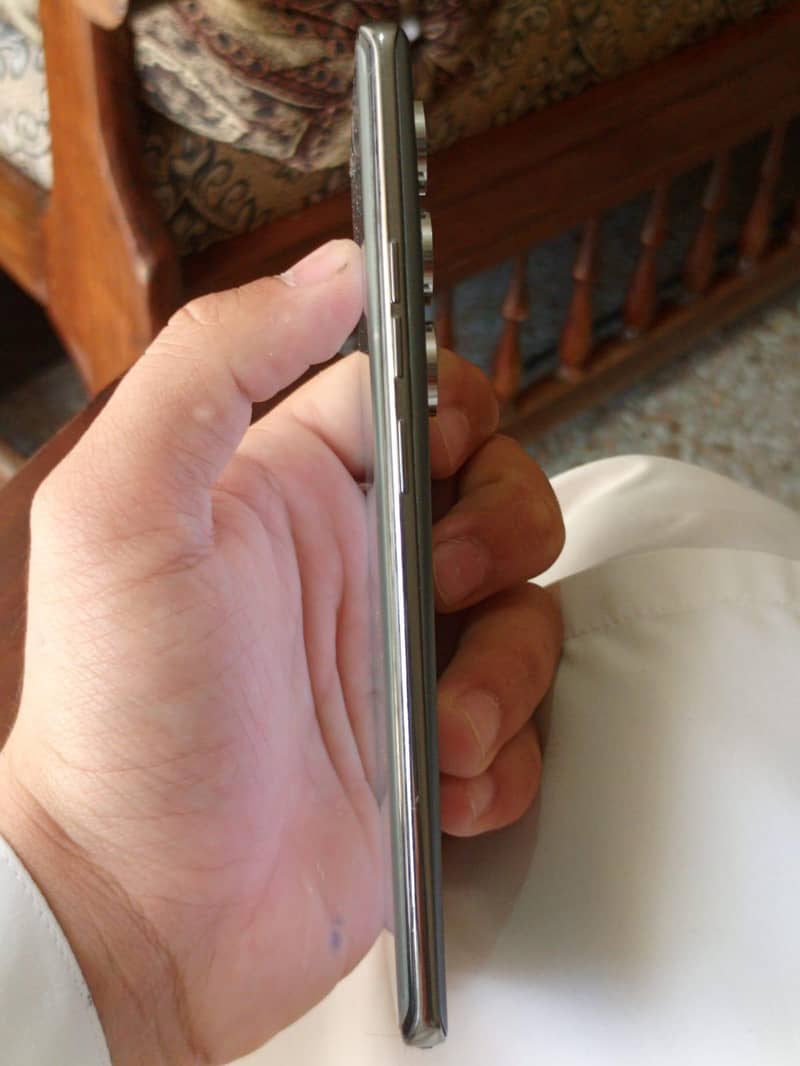 Tecno CAMON 40 Pro 5