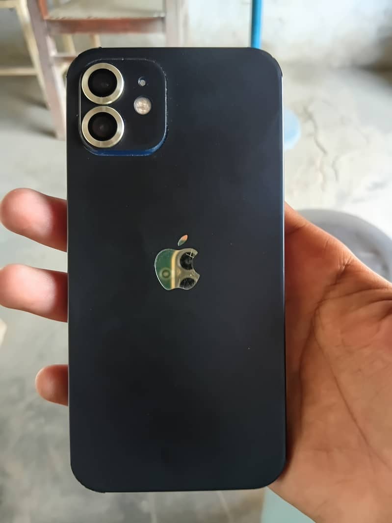 Apple iPhone 12 5