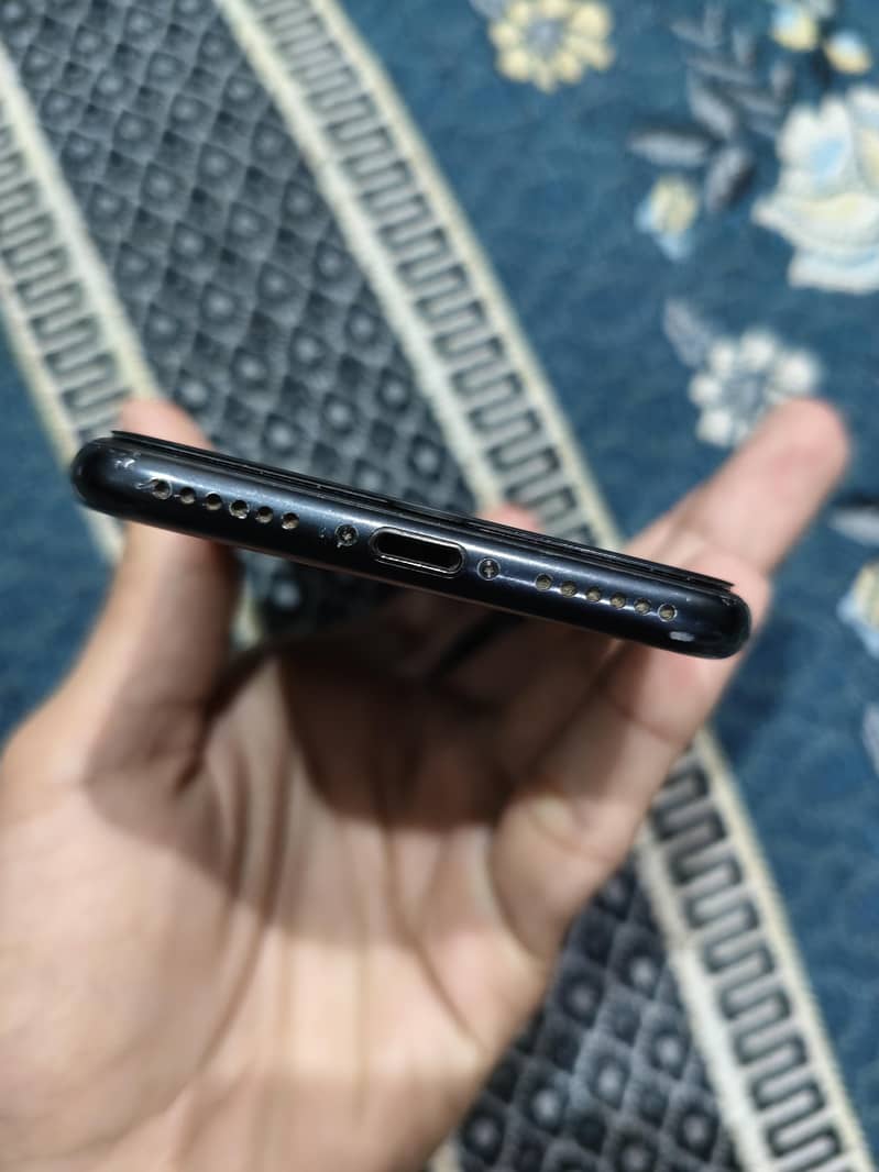 Apple iPhone 7 6