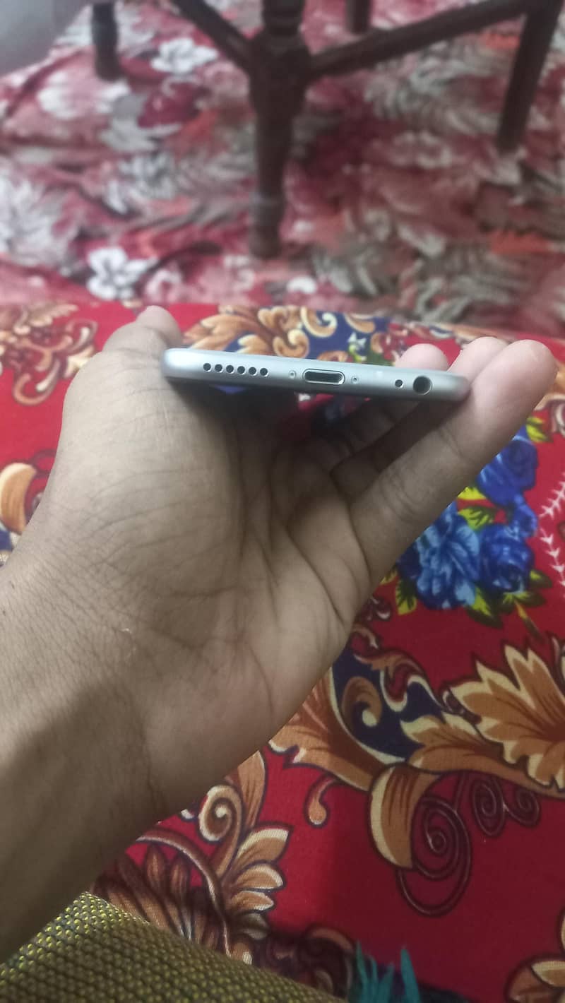 Apple iPhone 6 3