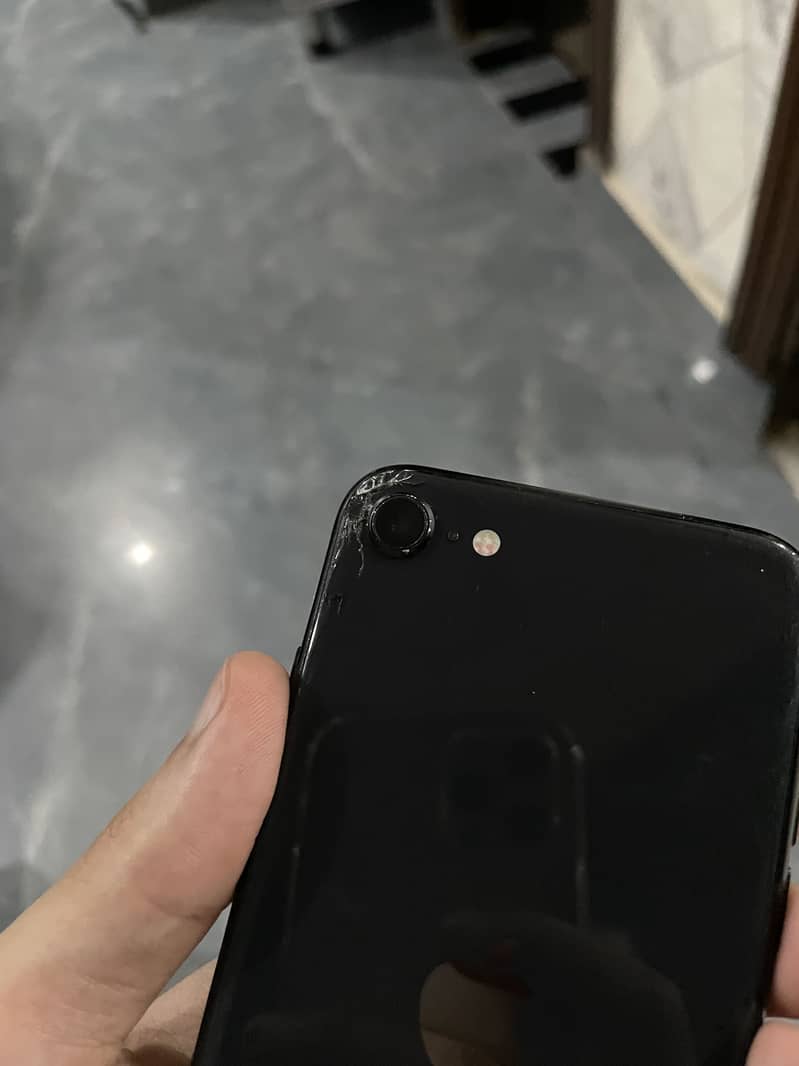 Apple iPhone SE 1