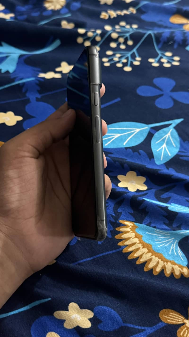 Google Pixel 8 3