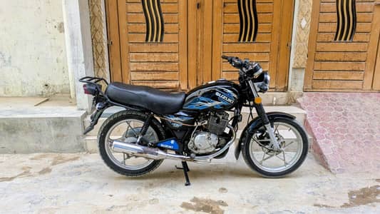 Suzuki GS 150 2020