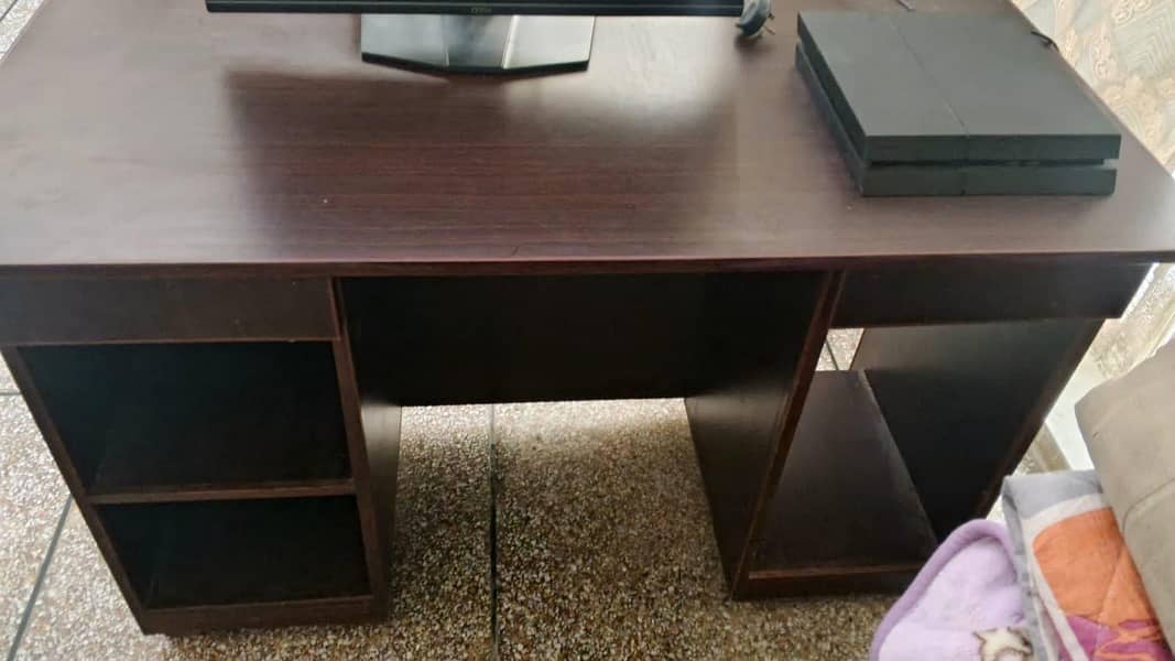 computer table 2