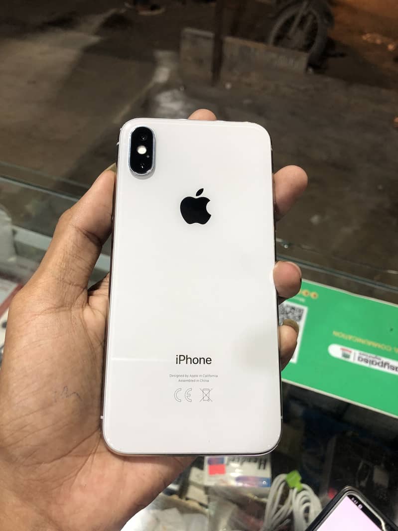 Apple iPhone X 1