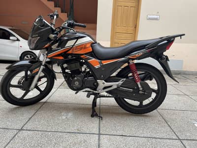 Honda CB 150F