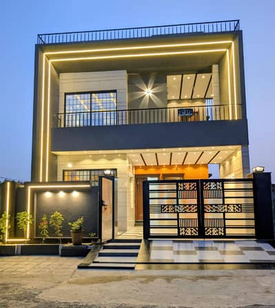 Ultra Modern Design 5 Bedrooms + Servant Quarter Prime Location Demand: 4 Crore