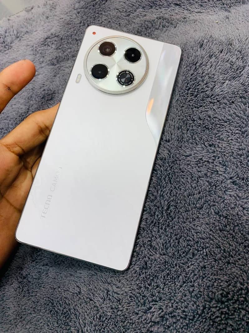 Tecno CAMON 30 3