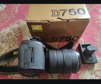 Nikon D750 with 28x70 2.8 s
