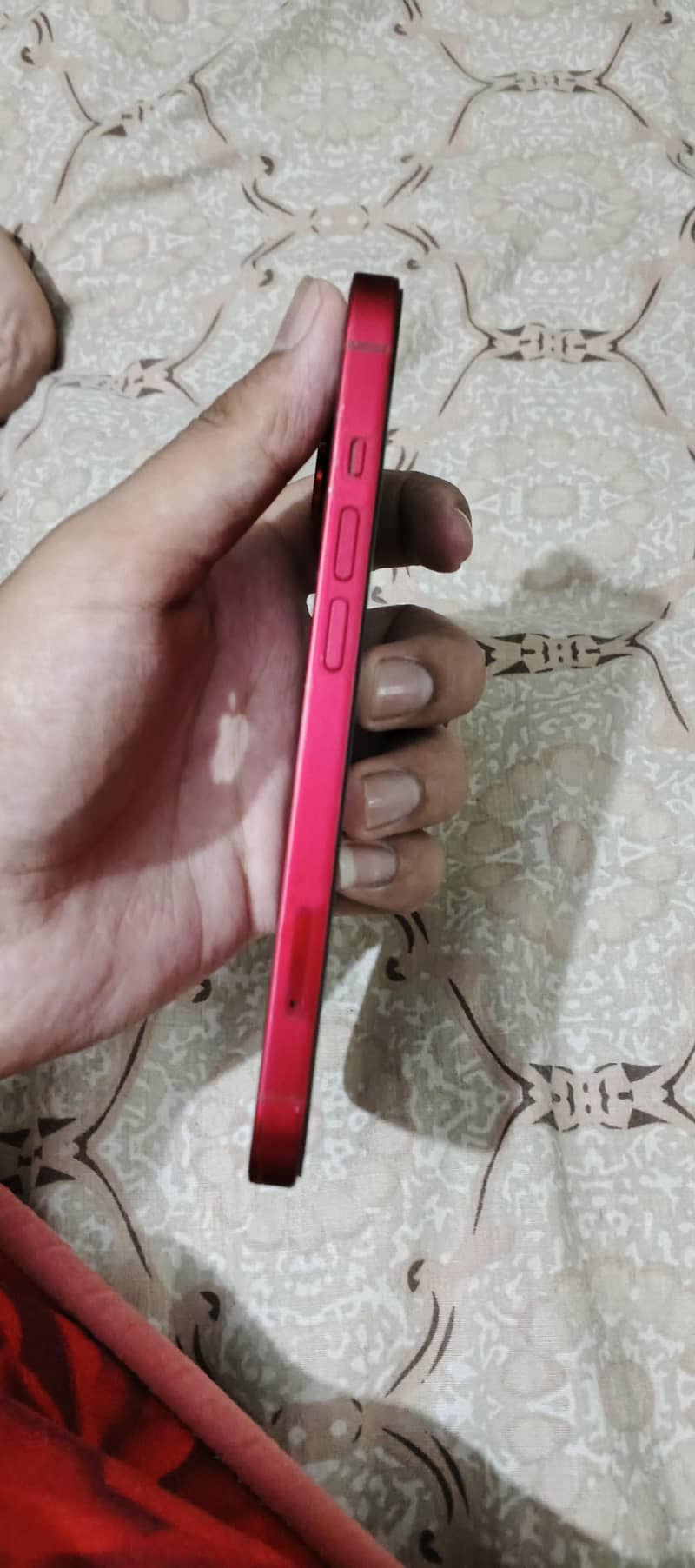 Apple iPhone 13 3