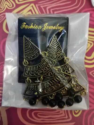 jhoomke , bangles , mala , rings
