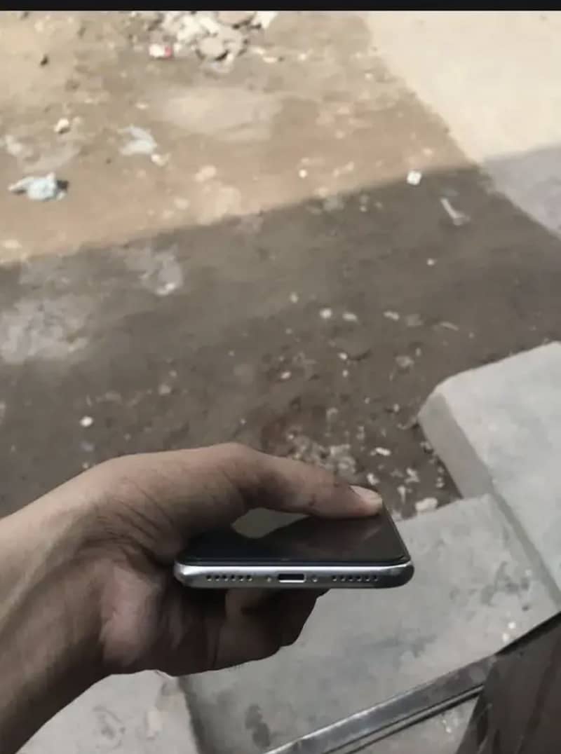 Apple iPhone X 2