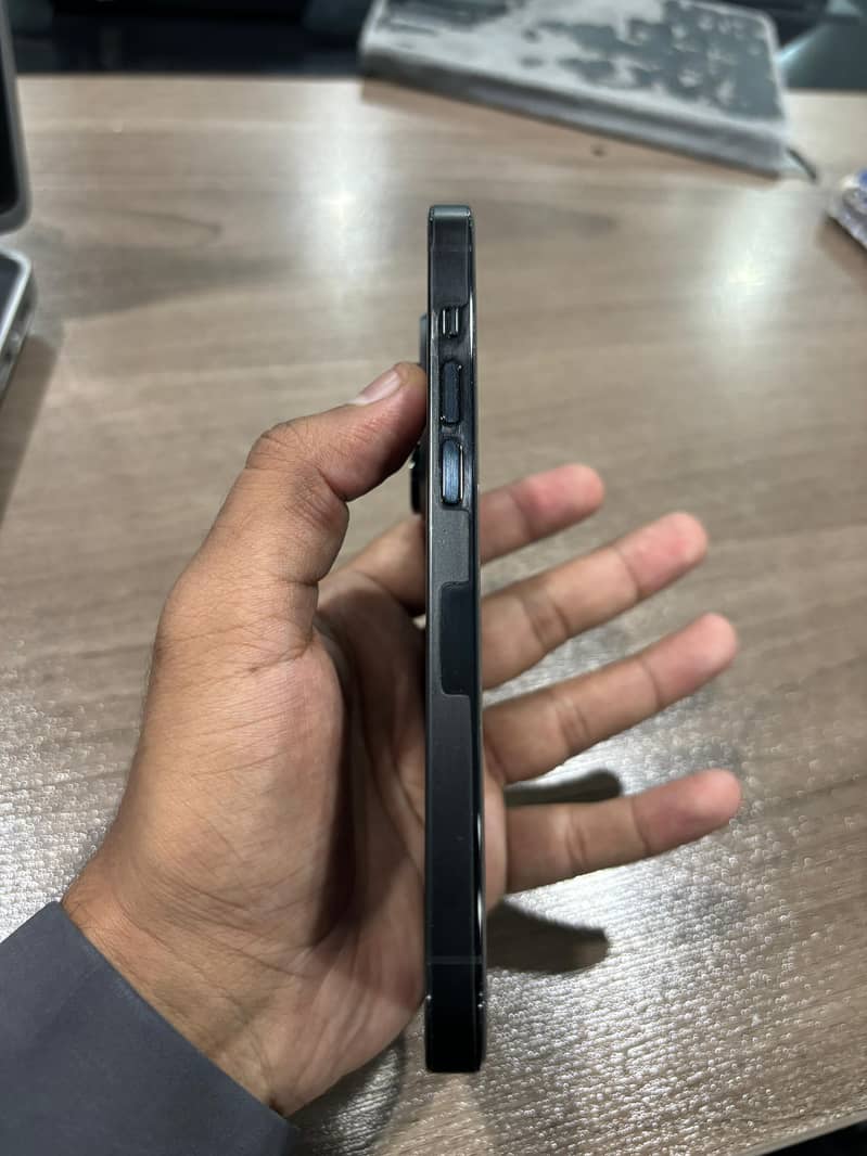 Apple iPhone 14 Pro 3