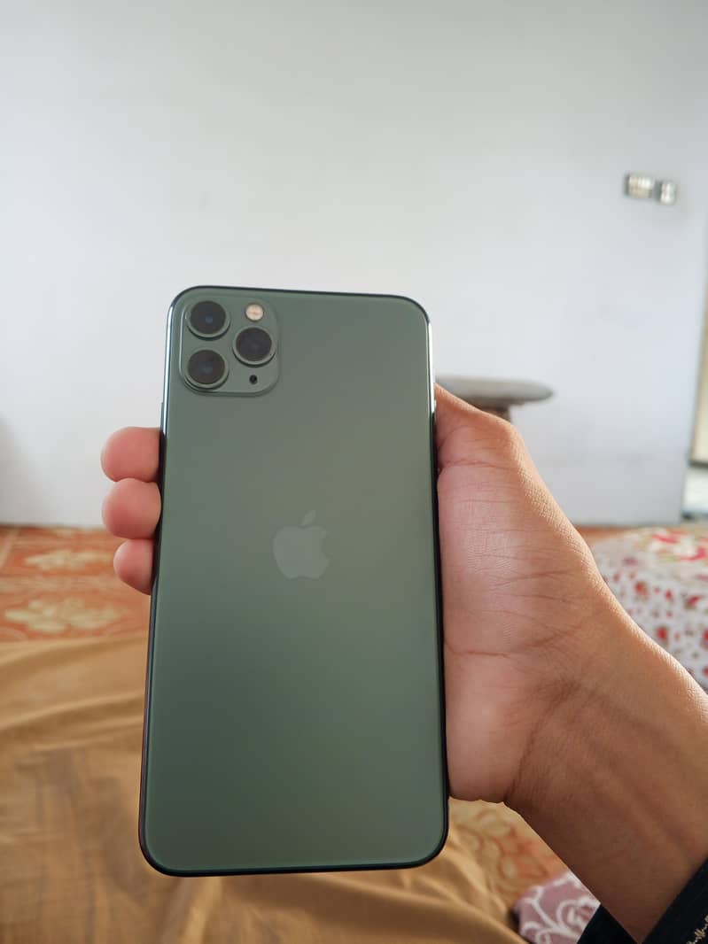 Apple iPhone 11 Pro Max 0