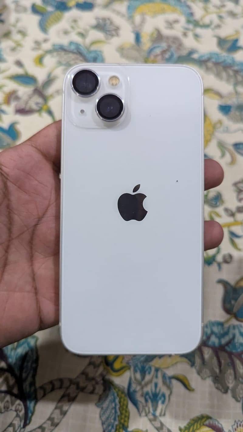 Apple iPhone 13 0