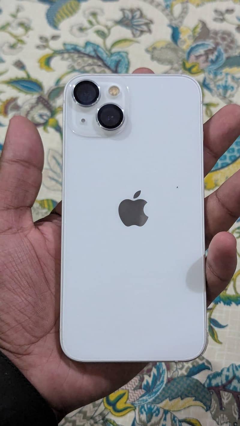 Apple iPhone 13 3